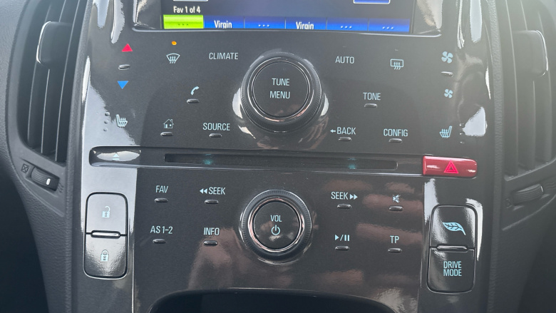 Vauxhall Ampera 111kW Positiv 5dr Auto Electric Hatchback